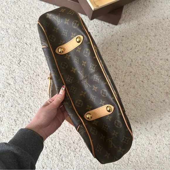 Louis Vuitton Monogram Galliera PM - Picture 9 of 16